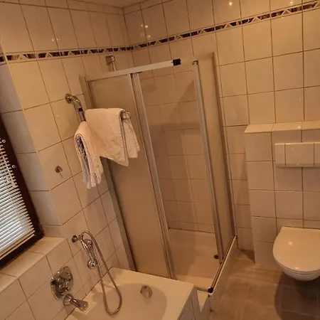 4 Personen Alleinlage Am Wald Naehe Skigebiet Hochzeiger アパート